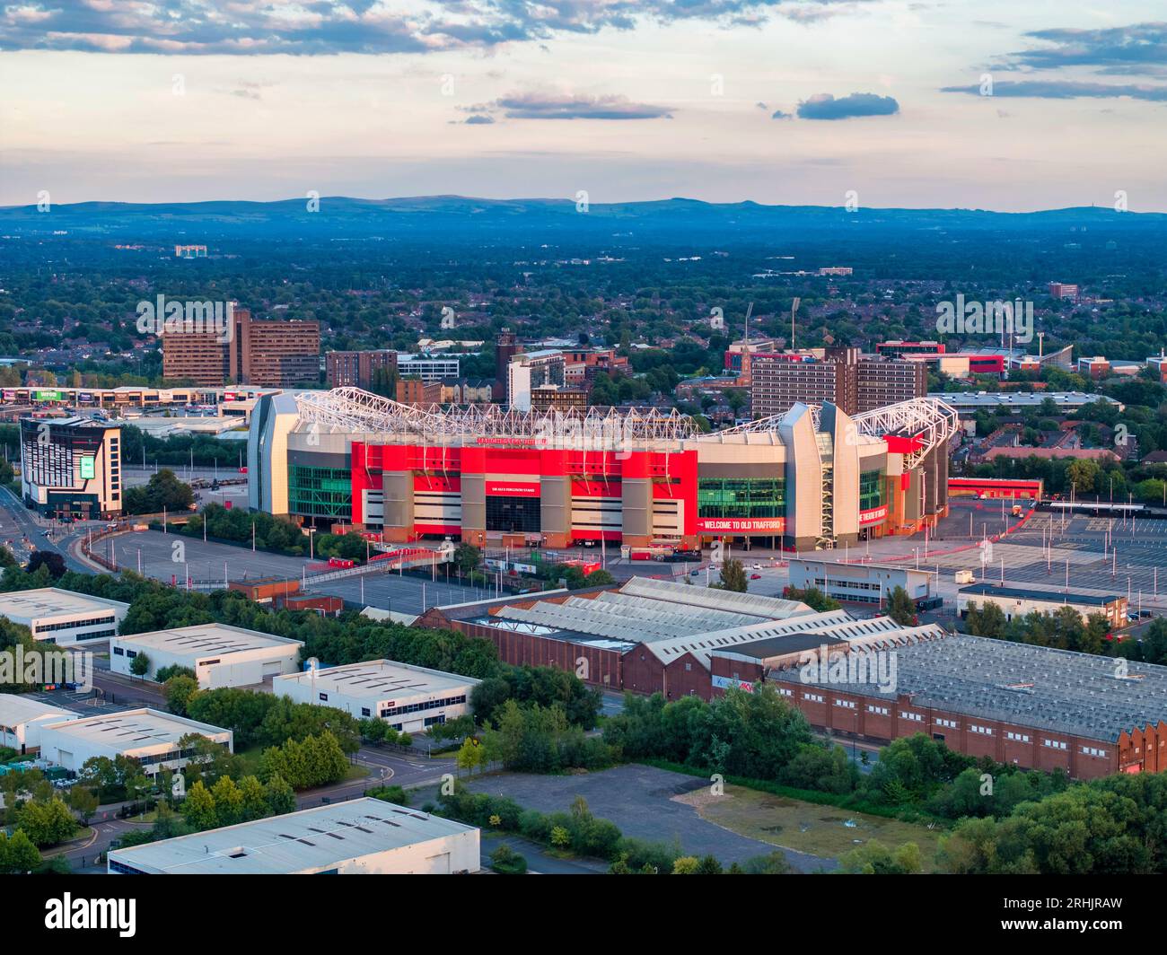 Luftbild von Old Trafford und dem Manchester United Stadium Stockfoto
