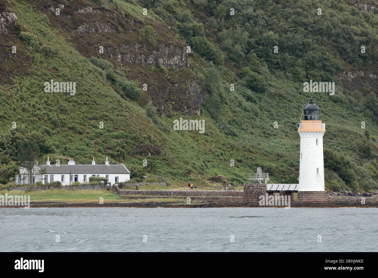 Der Leuchtturm und Hütten in Tobermory Stockfoto