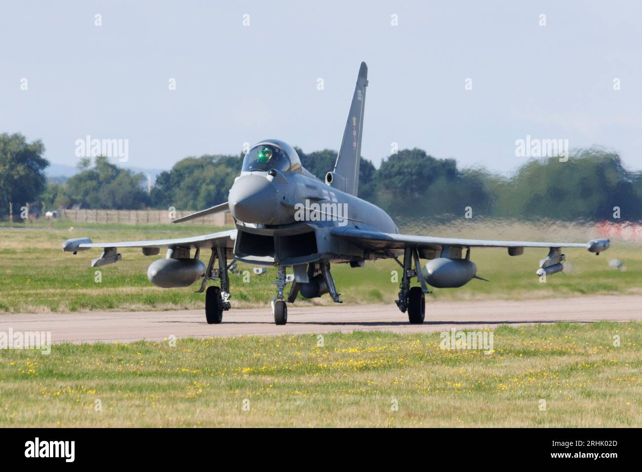 RAF Typhoon Jet im aktiven Einsatz bei RAF Conningsby in Lincolnshire, England, August 2023 Stockfoto