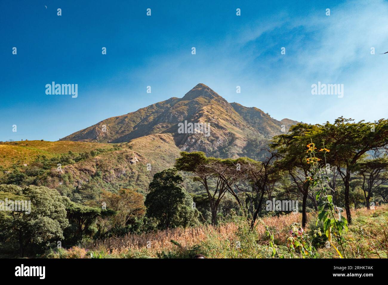 Malerische Berglandschaften in der Mbeya Range von Mbeya PAEK, Mbeya Region, Tansania aus gesehen Stockfoto