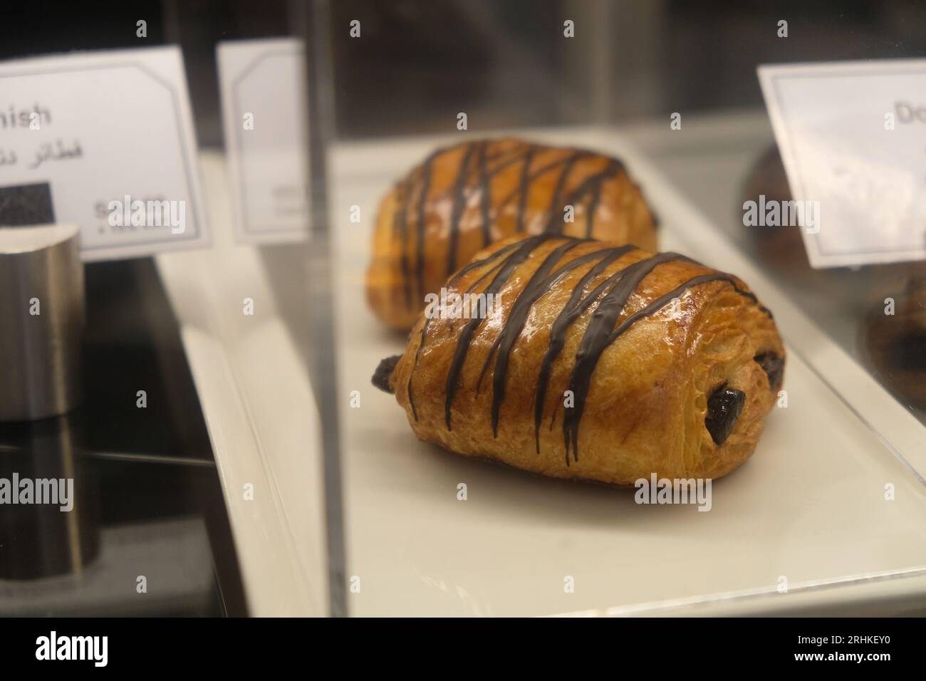 Schokoladen croissant -Fotos und -Bildmaterial in hoher Auflösung – Alamy
