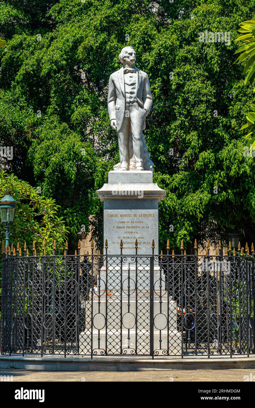 Kuba Havanna. Denkmal für Carlos Manuel de Céspedes del Castillo, Präsident der Republik Kuba. Bei einem Spaziergang durch Havanna können Sie Kubas Geschichte kennenlernen. Stockfoto