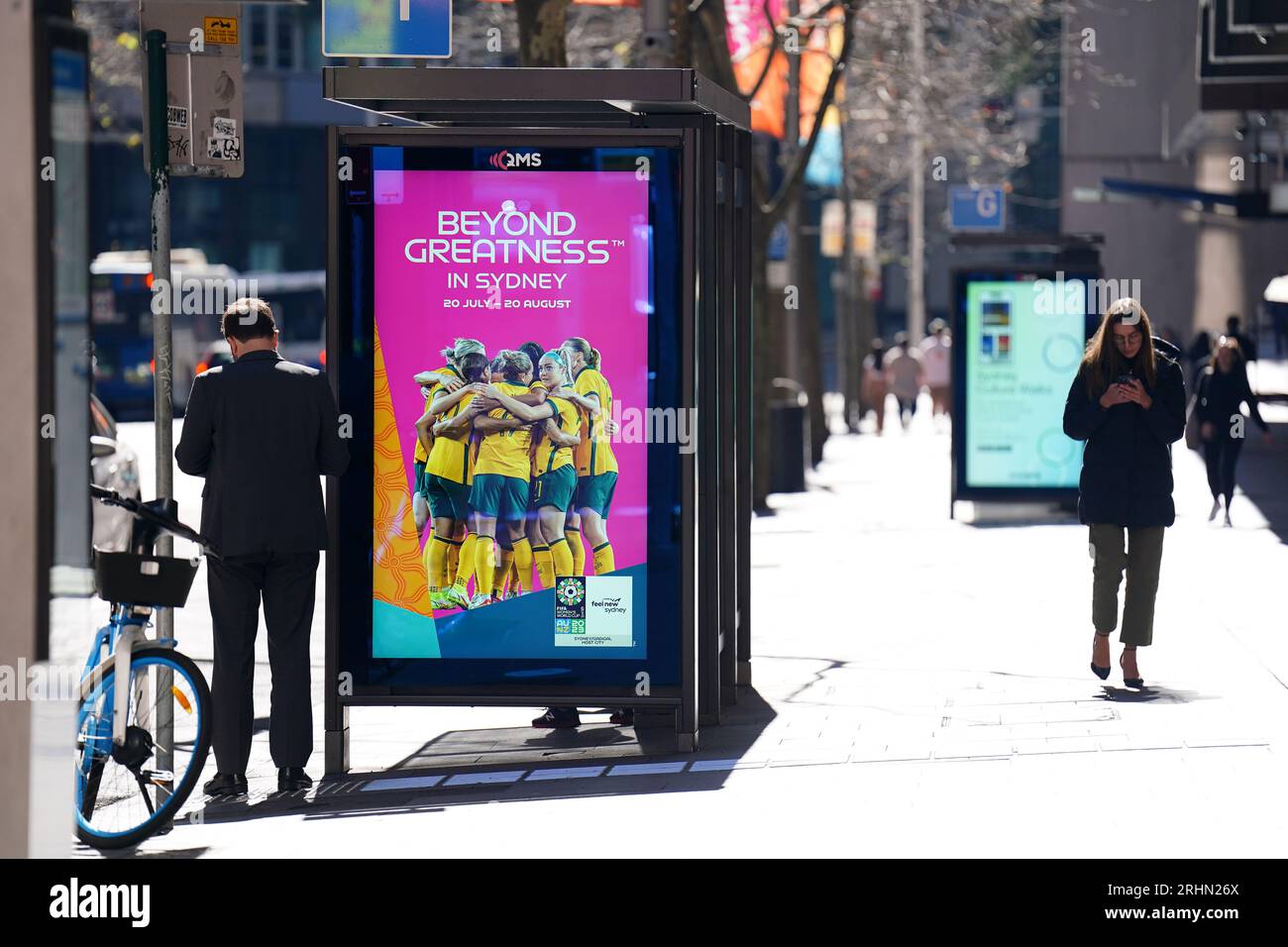 Die Werbung für die Frauen-Weltmeisterschaft ist in Sydney in der ganzen Stadt zu sehen. Bilddatum: Donnerstag, 17. August 2023. Stockfoto