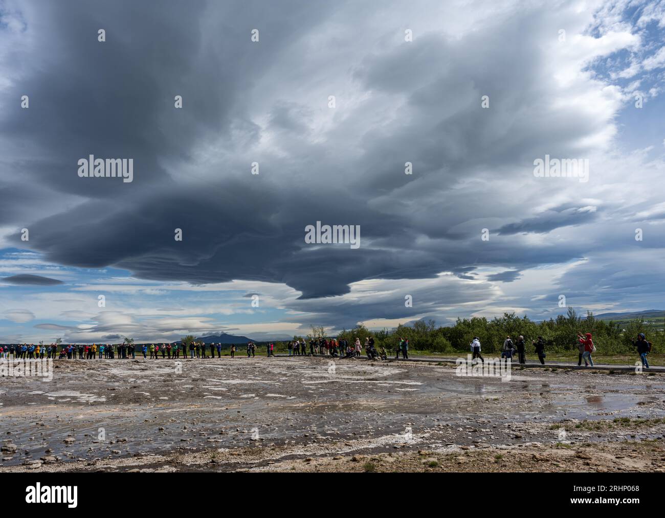 Seltsame Wolkenformationen, Geysir Geothermal Area, Island Stockfoto