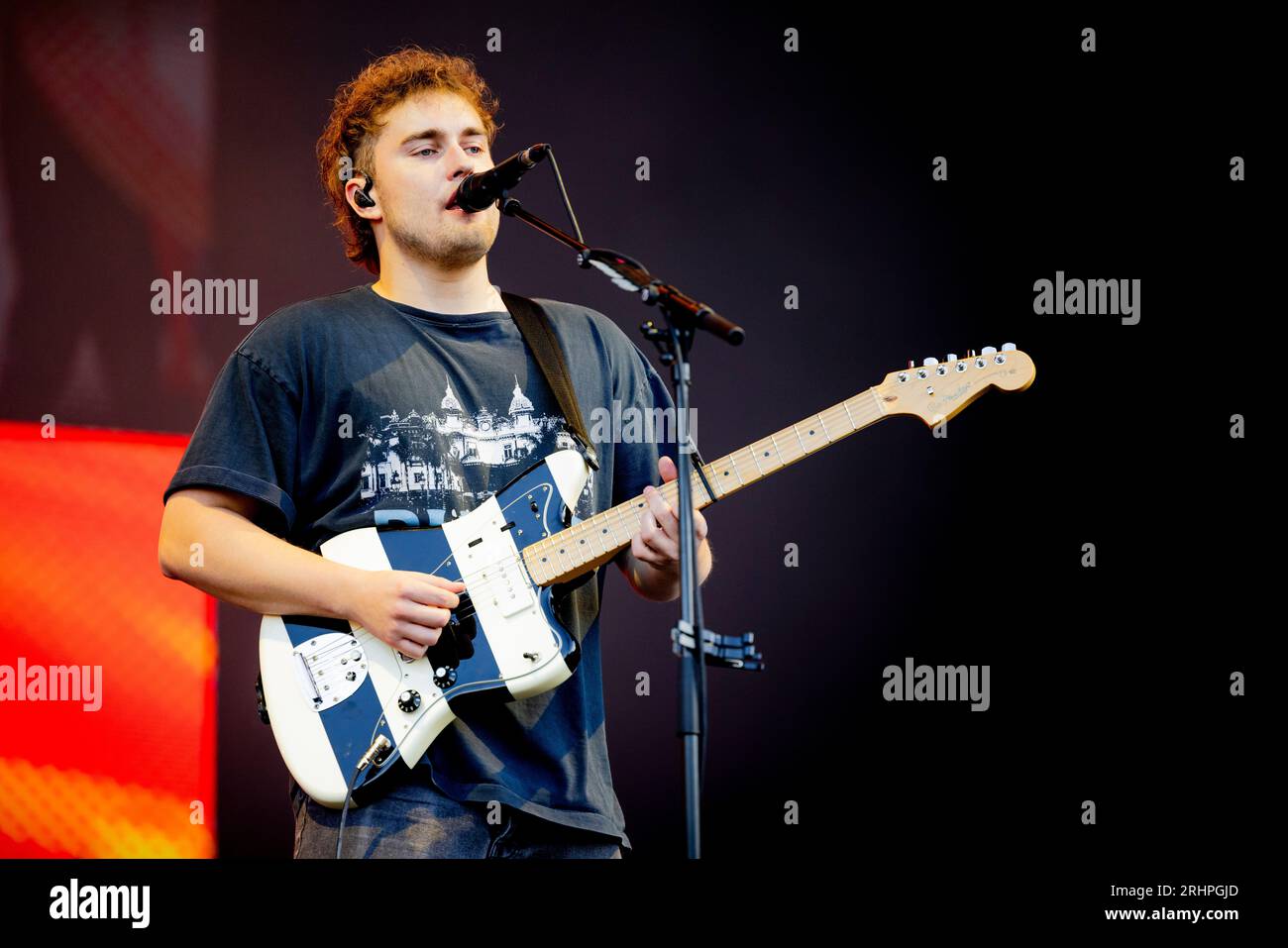 Sam fender musikfoto -Fotos und -Bildmaterial in hoher Auflösung – Alamy