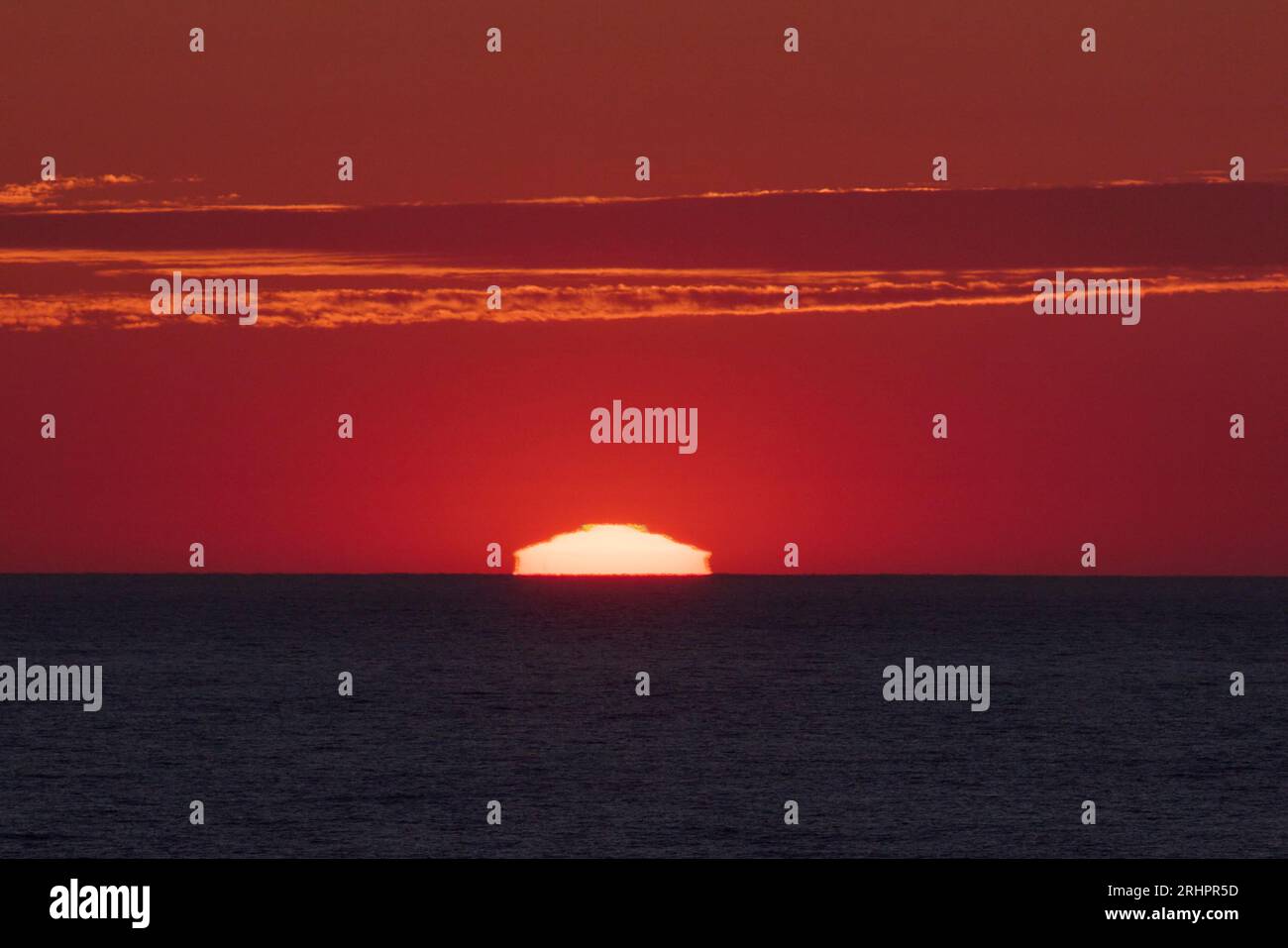 Deutschland, Nordsee, Helgoland, Sonnenuntergang, Meer Stockfoto