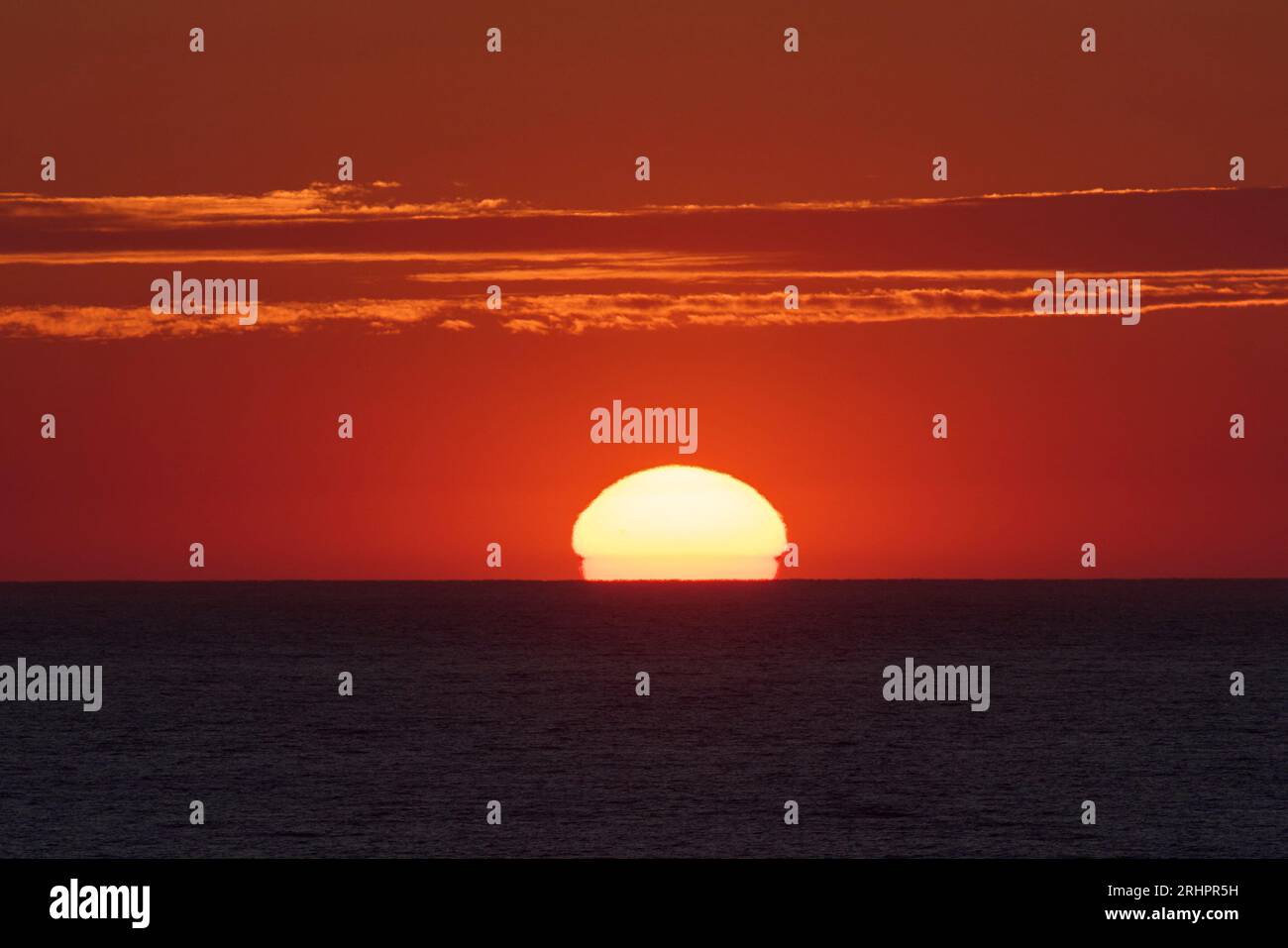 Deutschland, Nordsee, Helgoland, Sonnenuntergang, Meer Stockfoto