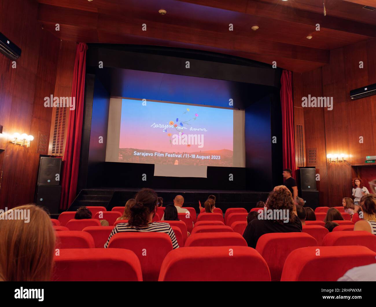 Kino-Inneneinrichtung während des Sarajevo Film Festivals, Sarajevo, Bosnien und Herzegowina, 18. August 2023 Stockfoto