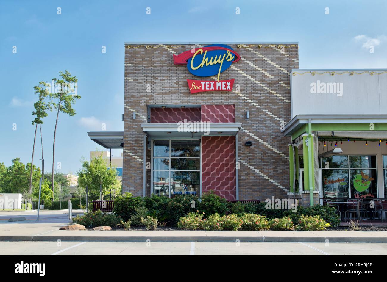 Houston, Texas, USA 07-30-2023: Die edle Fassade von Chuy Tex Mex in Houston, TX. Die mexikanische Restaurantkette wurde 1982 gegründet. Stockfoto