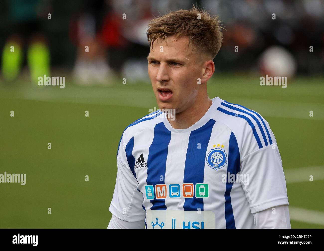 Solitude, Belfast, Nordirland, Großbritannien. Juli 2023. UEFA Champions League – Qualifying First Round – Larne gegen HJK Helsinki. HJK Helsinki Fußballspieler Lucas Lingman (10) Stockfoto