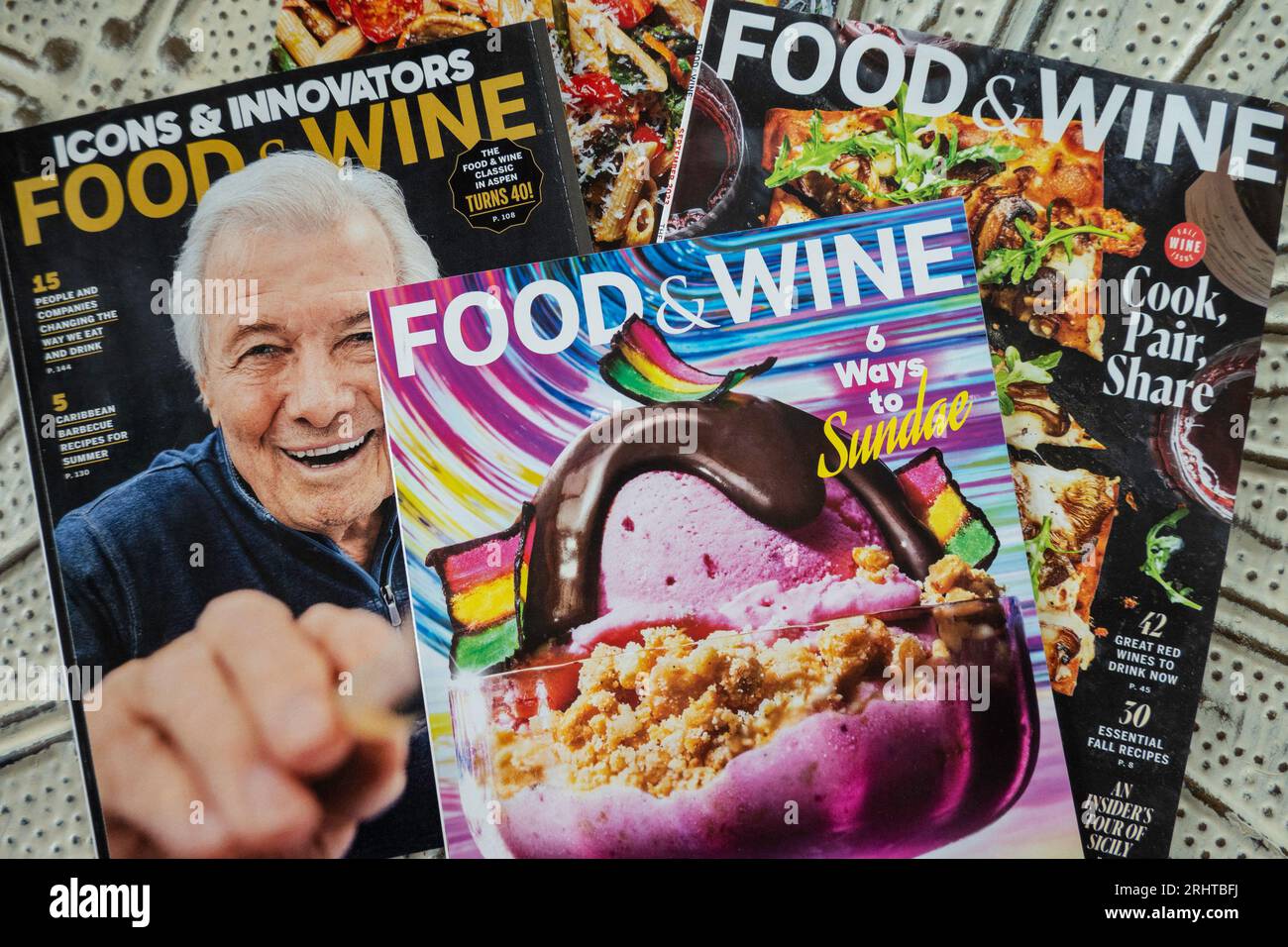 Food&Wine Summer 2023 Monatsmagazin Covers, USA Stockfoto