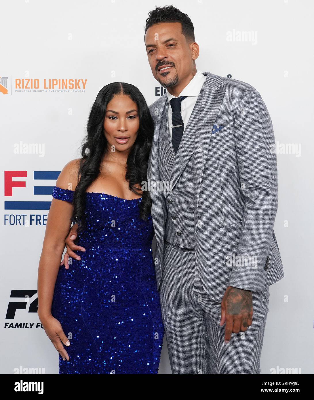 Los Angeles, USA. August 2023. (L-R) Anansa Sims und Matt Barnes treffen am Freitag, 18. August 2023, auf der 23. Harold & Carole Pump Foundation Annual Gala im Beverly Hilton in Beverly Hills, KALIFORNIEN, ein. (Foto: Sthanlee B. Mirador/SIPA USA) Credit: SIPA USA/Alamy Live News Stockfoto