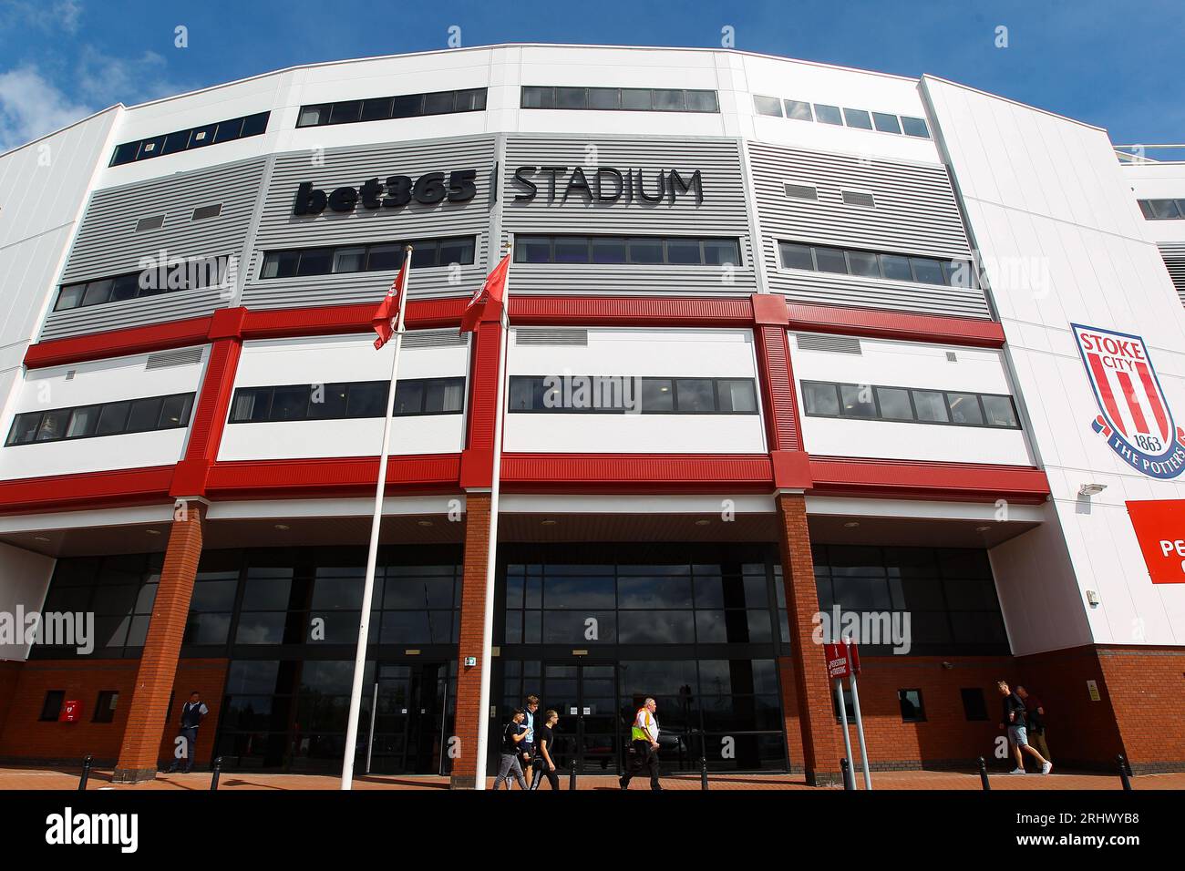 bet365 Stadium, Stoke, England - 19. August 2023 Allgemeine Ansicht des Geländes - vor dem Spiel Stoke City gegen Watford, EFL Championship, 2023/24, bet365 Stadium, Stoke, England - 19. August 2023 Credit: Arthur Haigh/WhiteRosePhotos/Alamy Live News Stockfoto