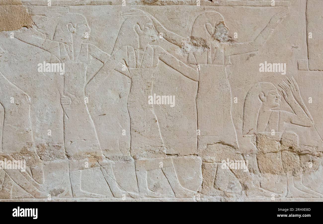 Ägypten, Sakkara, Grab von Ankhmahor, Trauerzug, Trauerfrauen. Man scheint schwanger zu sein. Stockfoto