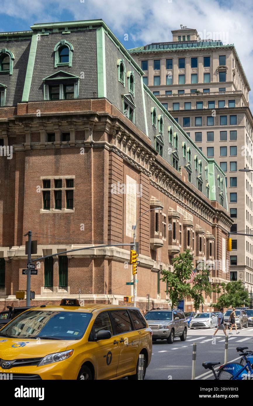 69th Regiment Armory, 68 Lexington Avenue, 26th Street, New York City, USA 2023 Stockfoto