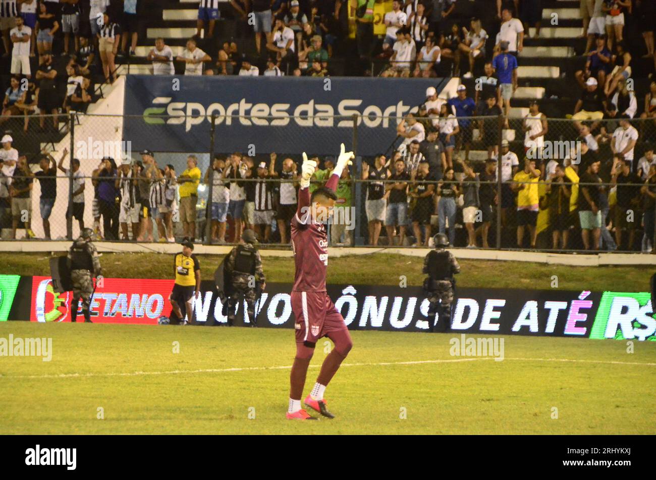 19. August 2023, Natal, Rio Grande do Norte, Brasilien: (SPO) Brazilian Soccer Championship Serie B: ABC vs CRB. 19. August 2023, Natal, Rio Grande do Norte, Brasilien: Fußballspiel zwischen ABC und CRB gültig für die 21. Runde der brasilianischen Fußballmeisterschaft Serie B im Maria Lamas Farache Stadion, Natal. Das Spiel endete 1x2 zugunsten von CRB. Die Tore erzielten M.Douglas (ABC) und Renato und Juninho (CRB). ABC fährt ohne Gewinn fort und ist in Serie B.untergegangen. Credit: Jose Aldenir/Thenews2 (Credit Image: © Jose Aldenir/TheNEWS2 via ZUMA Press Wire) NUR REDAKTIONELLE VERWENDUNG! Nicht für Commer Stockfoto