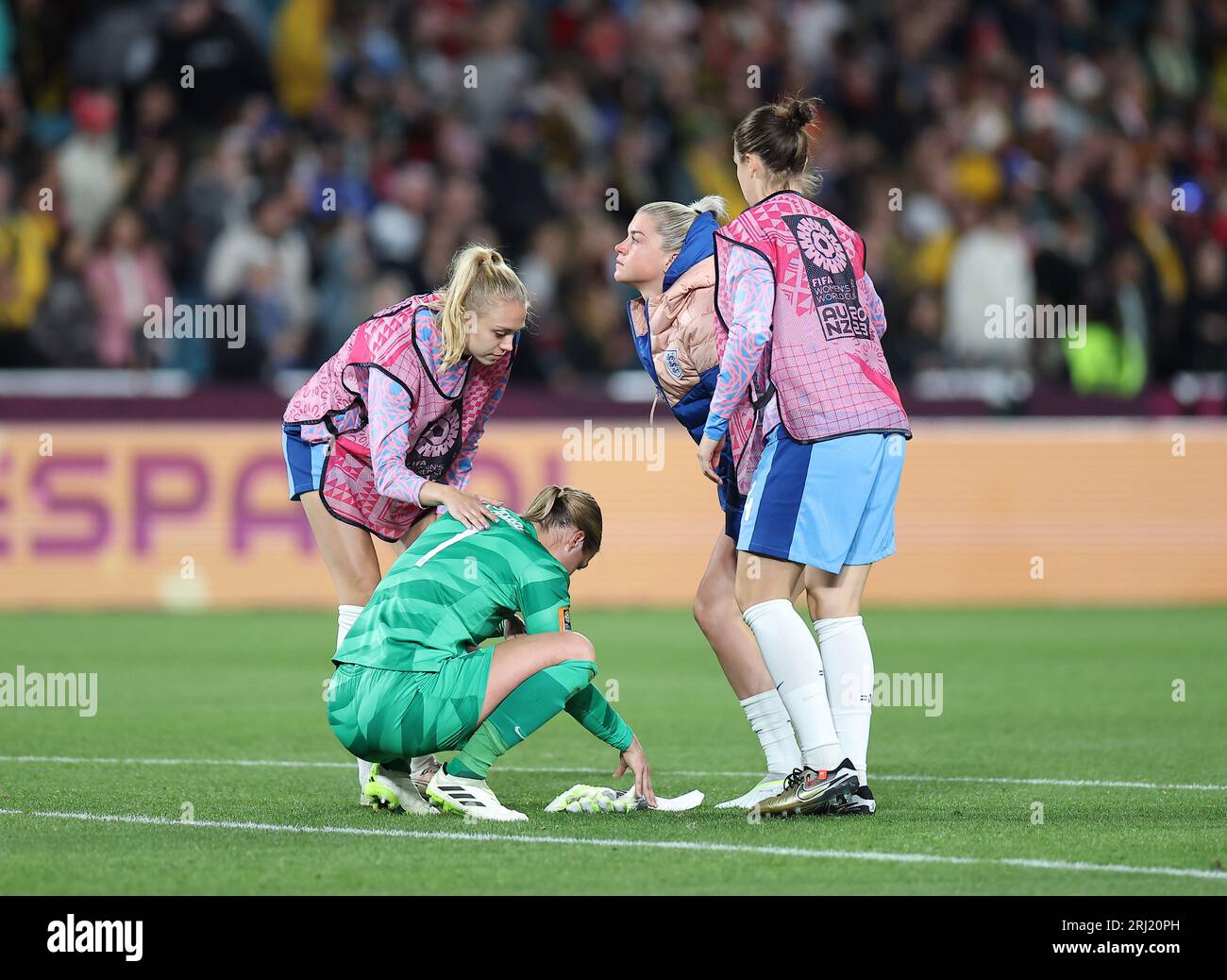 Sydney, Australien. August 2023. Mary Earps (Bottom) reagiert auf die Preisverleihung der FIFA Frauen-Weltmeisterschaft 2023 in Sydney, Australien, am 20. August 2023. Quelle: Ding Xu/Xinhua/Alamy Live News Stockfoto