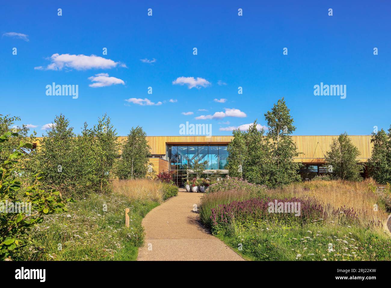 Eingangsgebäude für den RHS Garden Bridgewater Public Display Garden, eines der größten und spektakulärsten Gartenprojekte. Stockfoto