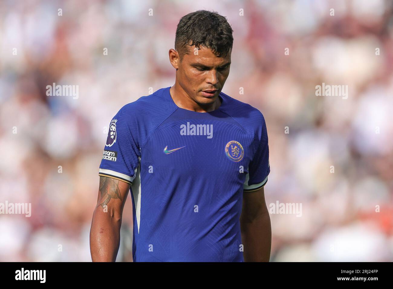 Thiago Silva #6 von Chelsea reagiert, nachdem er am 20. August 2023 in London (Foto: Mark Cosgrove/News Images) ein Tor beim Premier League-Spiel West Ham United gegen Chelsea im London Stadium, London, Großbritannien, erzielt 2023 hat. (Foto von Mark Cosgrove/News Images/SIPA USA) Stockfoto