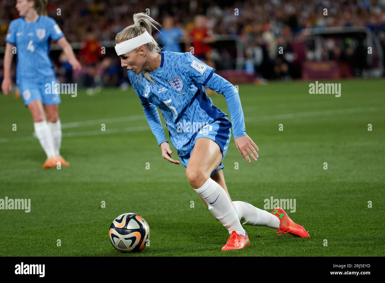 Sydney, Australien. August 2023. Alex Greenwood aus England kontrolliert den Ball während des Finalspiels der FIFA Frauen-Weltmeisterschaft Australien und Neuseeland 2023 zwischen Spanien und England im Stadion Australien am 20. August 2023 in Sydney, Australien Credit: IOIO IMAGES/Alamy Live News Stockfoto