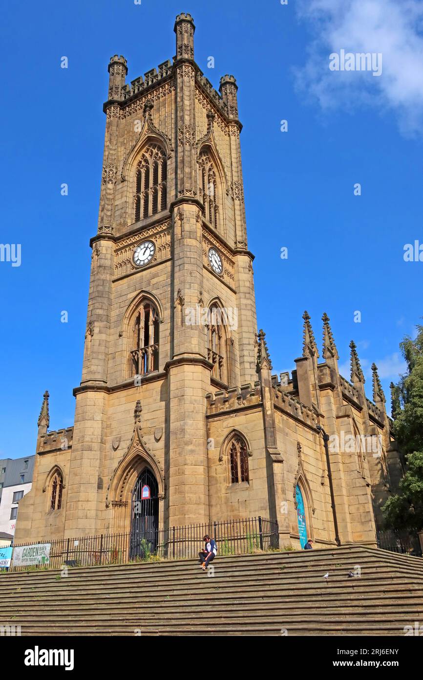 St. Luke's Church 1832, bekannt als die bombardierte Kirche, Berry Street und Leece Street Memorial für den Zweiten Weltkrieg, Liverpool, Merseyside, L1 2TR Stockfoto