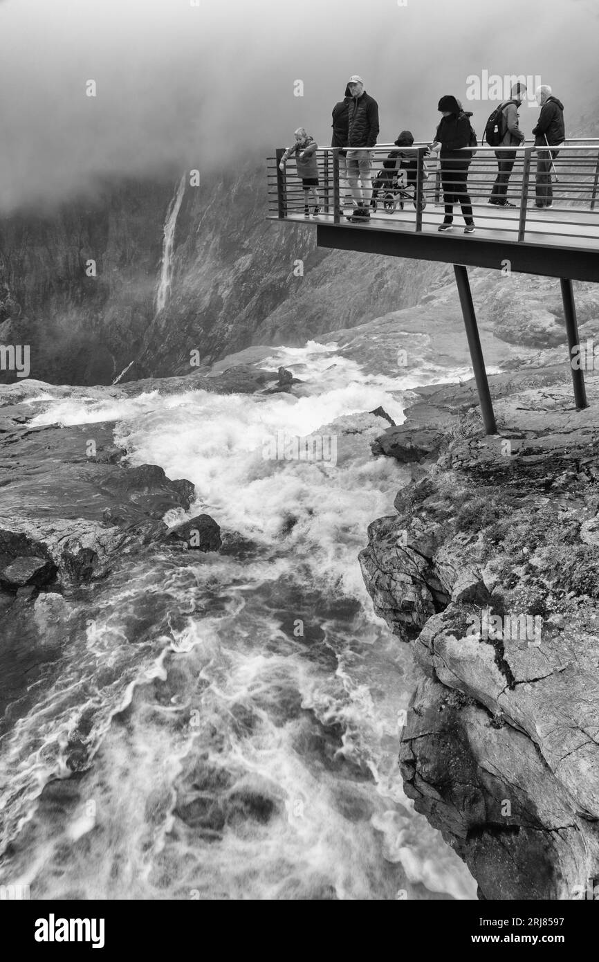 Aussichtsplattform, Trollstigen, Andalsnes, More og Romsdal County, Norwegen, Skandinavien Stockfoto