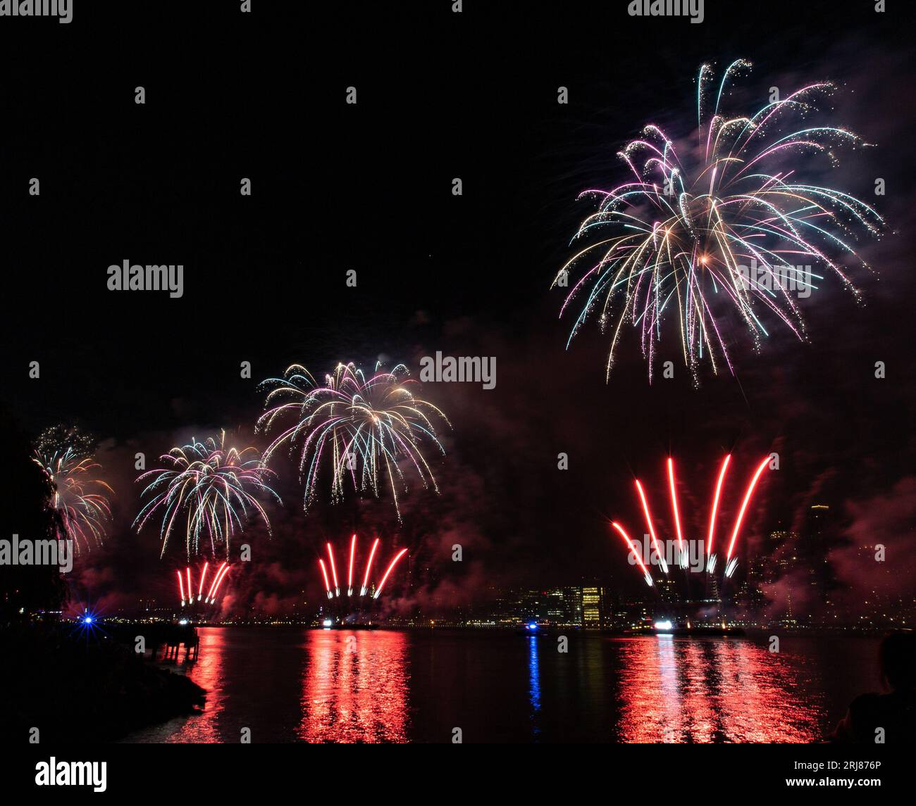Juli Macys Fireworks New York. Hochwertige Fotos Stockfoto
