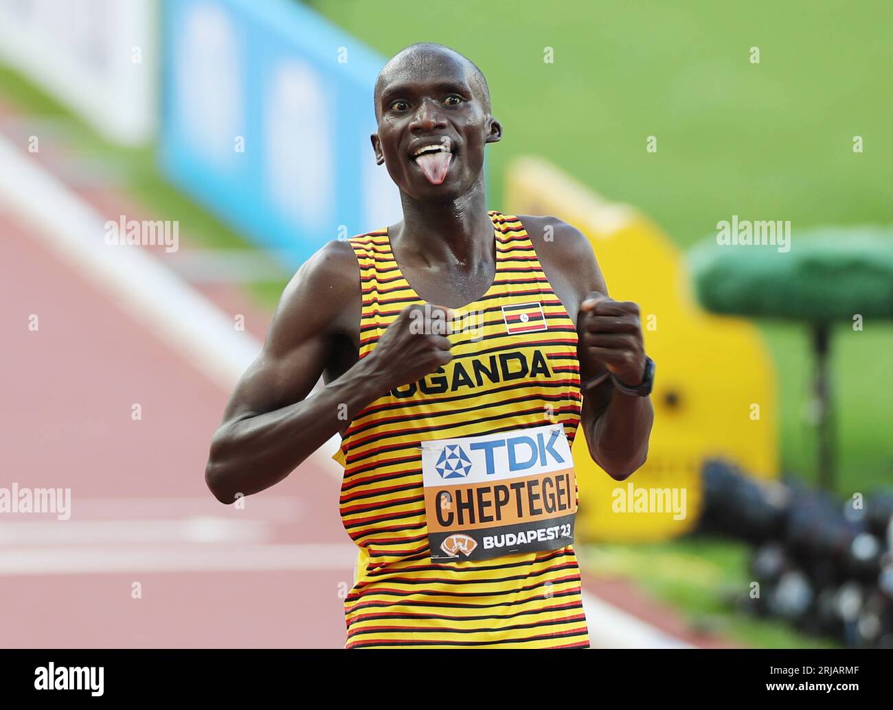 Budapest, Hongrie. August 2023. Joshua Kiprui Cheptegei von der UGA Goldmedaille, Männer 10.000 M während der Leichtathletik-Weltmeisterschaften 2023 am 20. August 2023 in Nemzeti Atletikai Kozpont in Budapest, Ungarn - Foto Laurent Lairys/DPPI Credit: DPPI Media/Alamy Live News Stockfoto