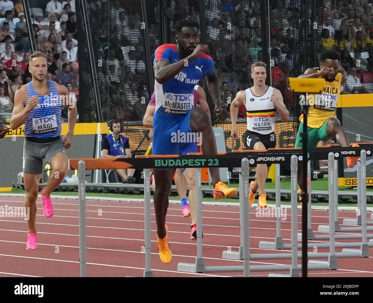 Kyron MCMASTER des IVB-Halbfinales 400 METER HÜRDEN MÄNNER bei den Leichtathletik-Weltmeisterschaften 2023 am 21. August 2023 in Nemzeti Atletikai Kozpont in Budapest, Ungarn. Foto Laurent Lairys/ABACAPRESS.COM Stockfoto