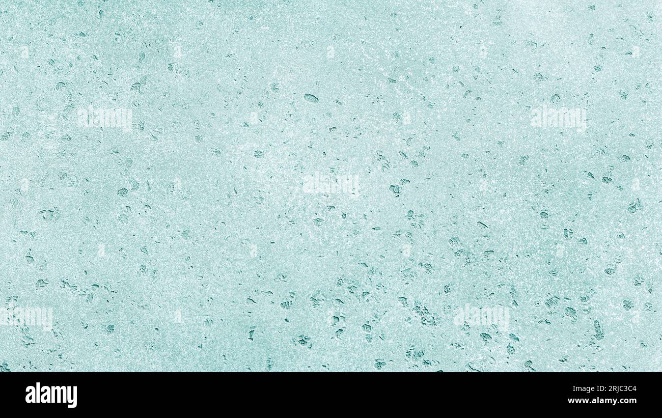Hellblauer, eisblauer Steinhintergrund, Wand oder Boden. Banner, abstrakte Textur für Grafikdesign oder Hintergrundbilder. Stockfoto