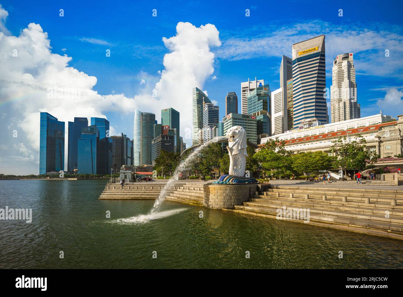 6. Februar 2020: merlion und Sand im merlion Park in der Marina Bay von singapur. Merlion ist das nationale Symbol Singapurs, das als mythisches c dargestellt wird Stockfoto