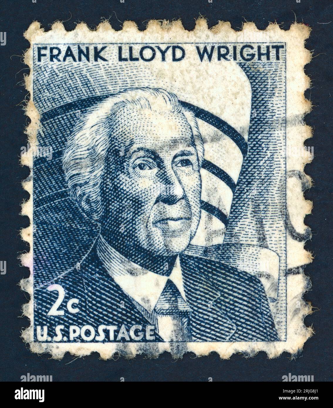 Frank Lloyd Wright (1867–1959). Briefmarke, die 1966 in den USA ausgestellt wurde. Frank Lloyd Wright war Architekt und Schriftsteller, ein kreativer Meister der amerikanischen Architektur. Sein „Prairie-Stil“ wurde zur Grundlage des Wohndesigns im 20. Jahrhundert in den Vereinigten Staaten. Stockfoto