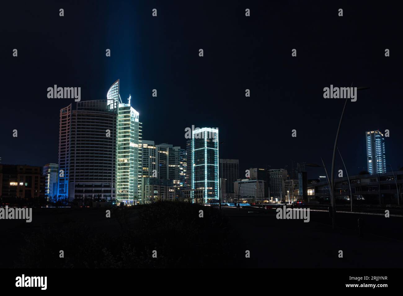 Zaitunay Bay bei Nacht, Beirut, Libanon Stockfoto