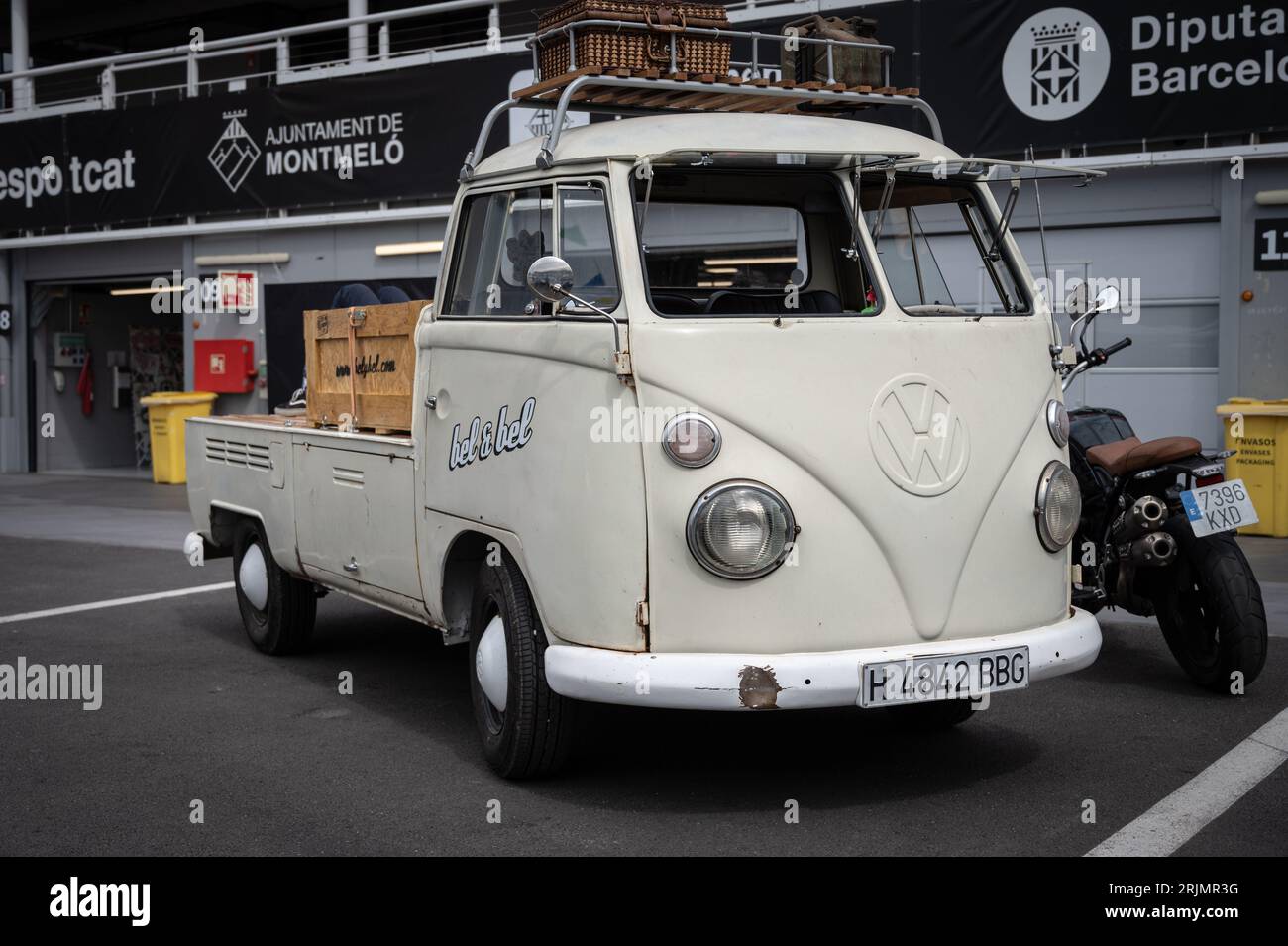 Detail eines alten weißen Volkswagen T1 Pickup-Van Stockfoto