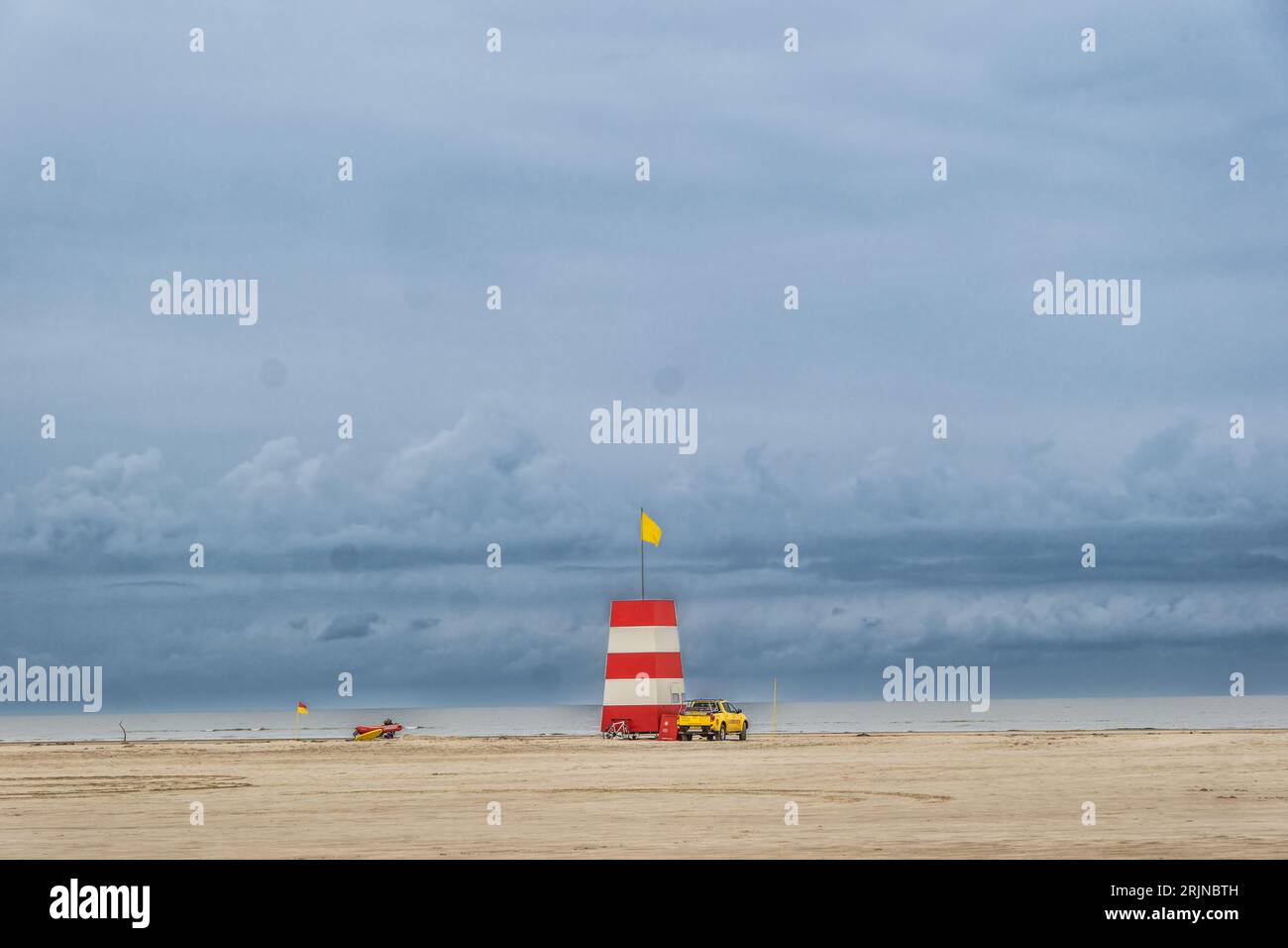 Rettungsschwimmturm am Rindby Beach, Fanoe, Dänemark Stockfoto