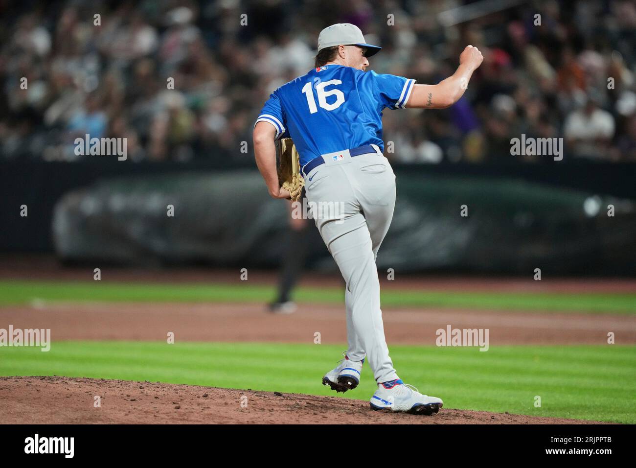 19. August 2023: Shelby Miller (16) wirft ein Pitch mit Oklahoma City Dodgers und Salt Lake Bees im Smiths Field in Salt Lake UT. David Seelig/Cal Sport Medi(Bildnachweis: â© David Seelig/Cal Sport Media/SIPA USA/Cal Sport Media/SIPA USA) (Bildnachweis: © David Seelig/Cal Sport Media/SIPA USA/Cal Sport Media/SIPA USA) Stockfoto