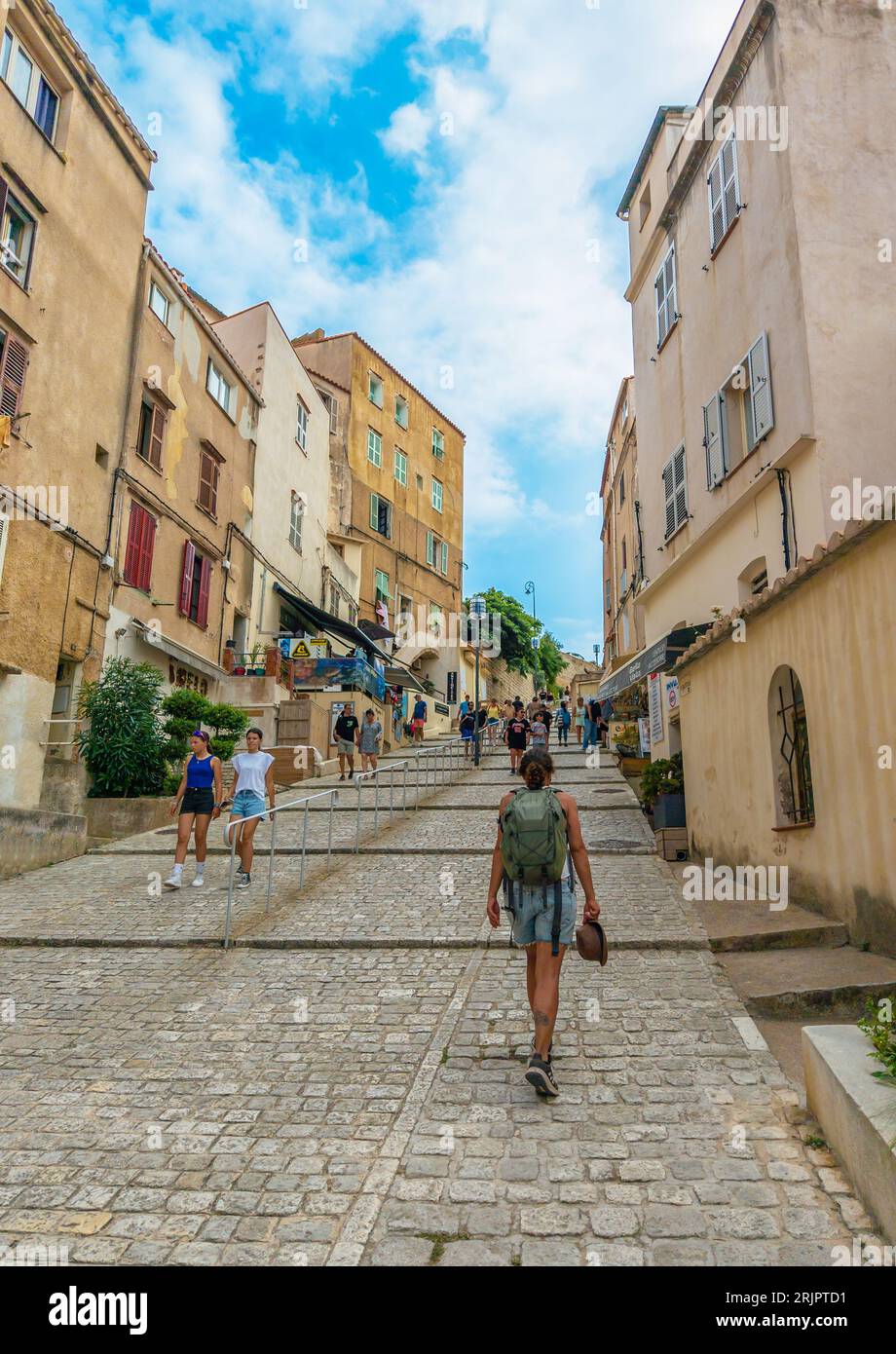 Bonifacio (Corse, Frankreich) - Korsika ist eine große französische Insel im Mittelmeer, neben Italien. Hier Stadt Bonifacio mit plages Fazzio, Saint Antoine Stockfoto