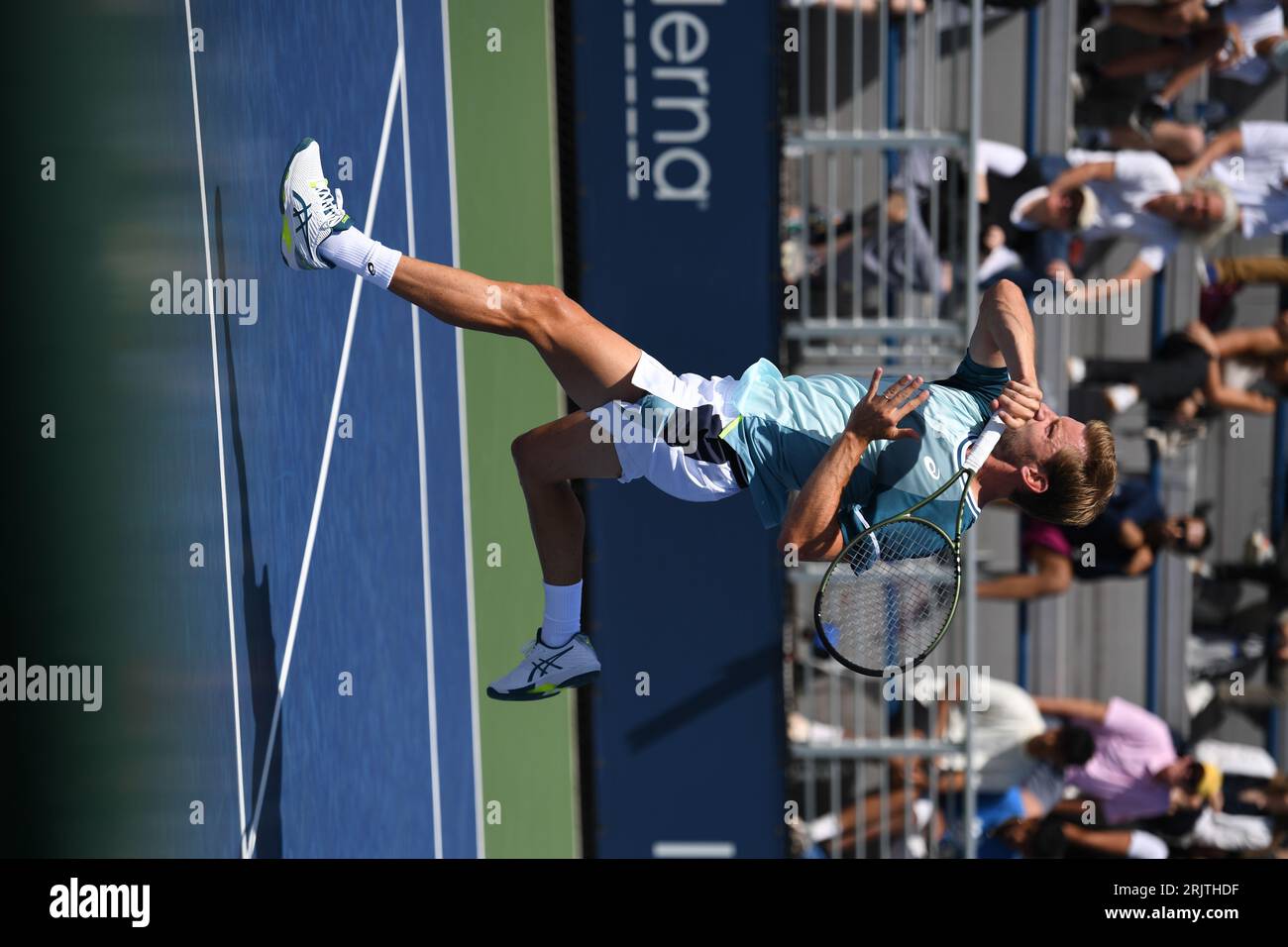 New York, Usa. August 2023. Der Belgier David Goffin ist in Aktion während seines ersten Qualifikationsspiels gegen den Österreicher Dennis Novak beim US Open Grand Slam Tennis Turnier in Flushing Meadow, New York City, USA, dargestellt. BELGA FOTO TONY BEHAR Credit: Belga News Agency/Alamy Live News Stockfoto