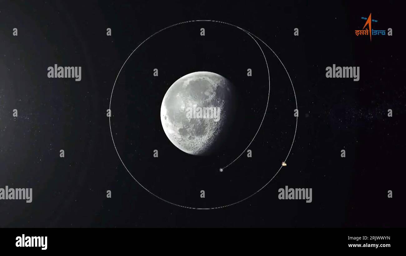 Bengaluru, Indien. August 2023. Ein simuliertes Bild wird auf dem Bildschirm während der Live-Übertragung der Landung der Chandrayaan-3-Raumsonde auf dem Südpol des Mondes am ISRO Telemetry Tracking and Command Network (ISTRAC) Center in Bengaluru am 23. August 2023 abgespielt. Indien schrieb am Mittwoch, den 23. August, Geschichte und wurde die erste Nation, die auf der Südpolregion des Mondes landete. Foto der Indian Space Research Organization (ISRO) / UPI/Alamy Live News Stockfoto