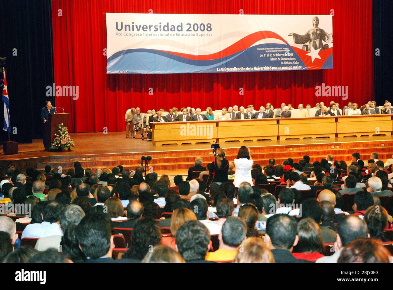 Bildnummer: 52394052 Datum: 11.02.2008 Copyright: imago/Xinhua Öffnung des 6. Congreso Internacional de Educacion Superior - Universidad 2008 - in Havanna PUBLICATIONxNOTxINxCHN, Personen , premiumd; 2008, Kuba, Havanna, Kongress, Kongress, Internationale, Bildung, Politik, Bildungspolitik, Teilnehmer, Schriftzug; , quer, Kbdig, total, Internationale Politik, Politik, , Gesellschaft, Mittelamerika Stockfoto