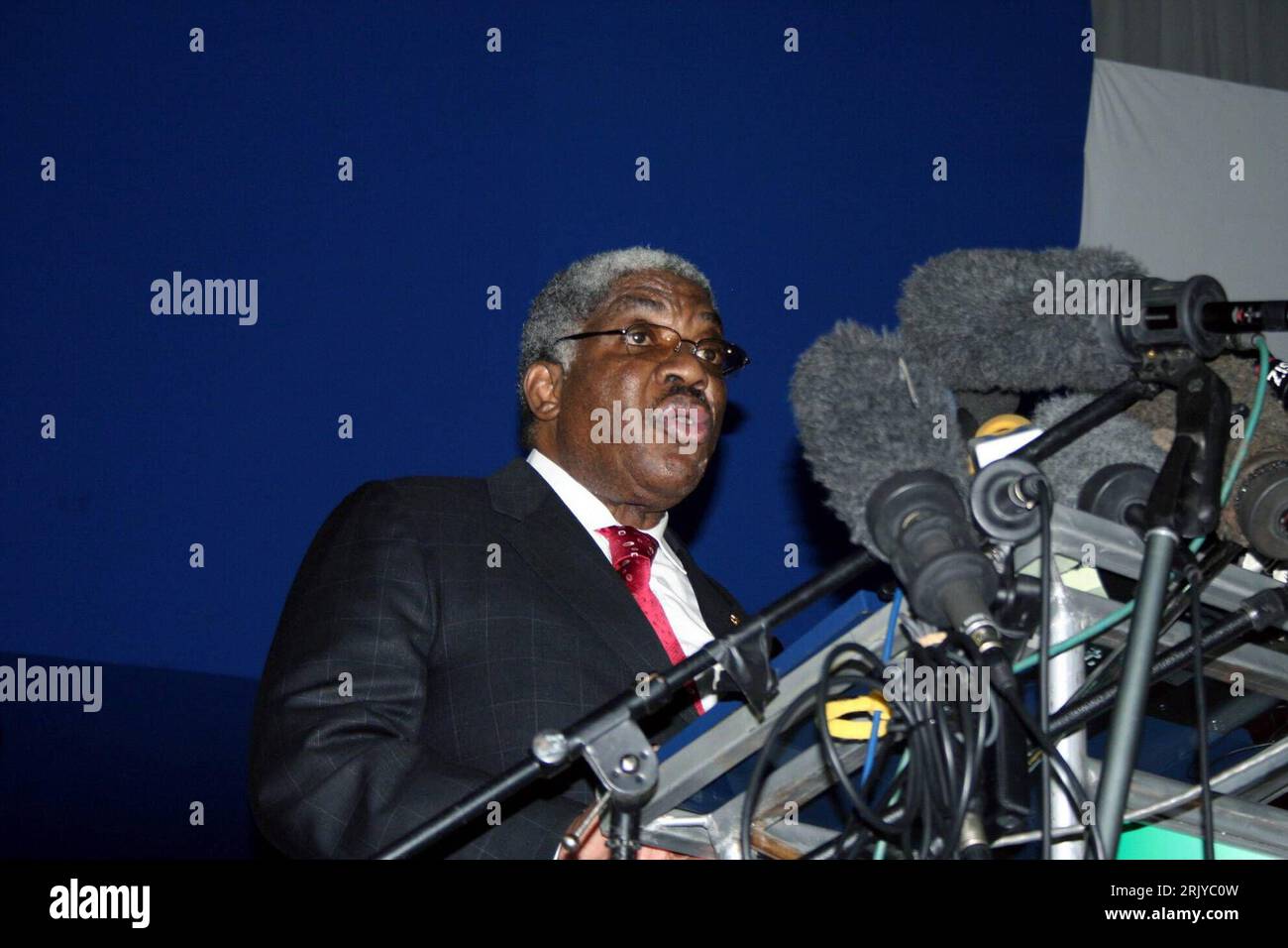 Bildnummer: 52497184 Datum: 12.04.2008 Copyright: imago/Xinhua Präsident Levy Patrick Mwanawasa (Sambia/Vorsitzender SADC) in Lusaka - Sambia - PUBLICATIONxNOTxINxCHN, Personen , premiumd; 2008, Lusaka, Politik, Entwicklungsgemeinschaft des südlichen Afrika , Gipfel, Konferenzen; , quer, Kbdig, Einzelbild, Aktion, People Stockfoto