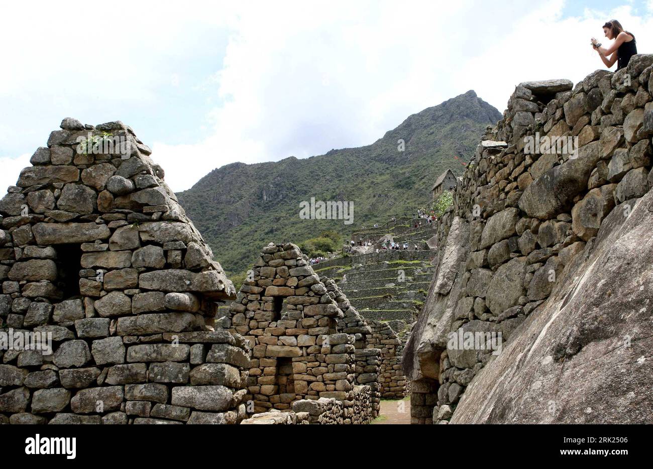 Bildnummer: 53114191 Datum: 28.11.2008 Copyright: imago/Xinhua Ruinen der Inka-Siedlung Machu Picchu in Peru - PUBLICATIONxNOTxINxCHN, Gebäude, außen, Außenansicht; 2008, Machu Picchu, Peru, Festung, Sehenswürdigkeit; , quer, Kbdig, total, , Reisen, Südamerika Bildnummer 53114191 Datum 28 11 2008 Copyright Imago XINHUA Ruinen die Inka Siedlung Machu Picchu in Peru PUBLICATIONxNOTxINxCHN Außenansicht des Gebäudes 2008 Machu Picchu Peru Festung Landmark horizontal Kbdig Long Shot Reise Südamerika Stockfoto