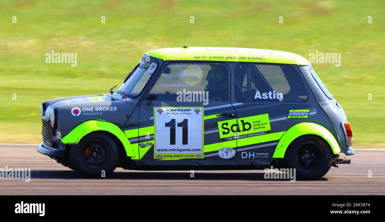 BTCC-TREFFEN BEI THRUXTON 2023 MINI'S Stockfoto