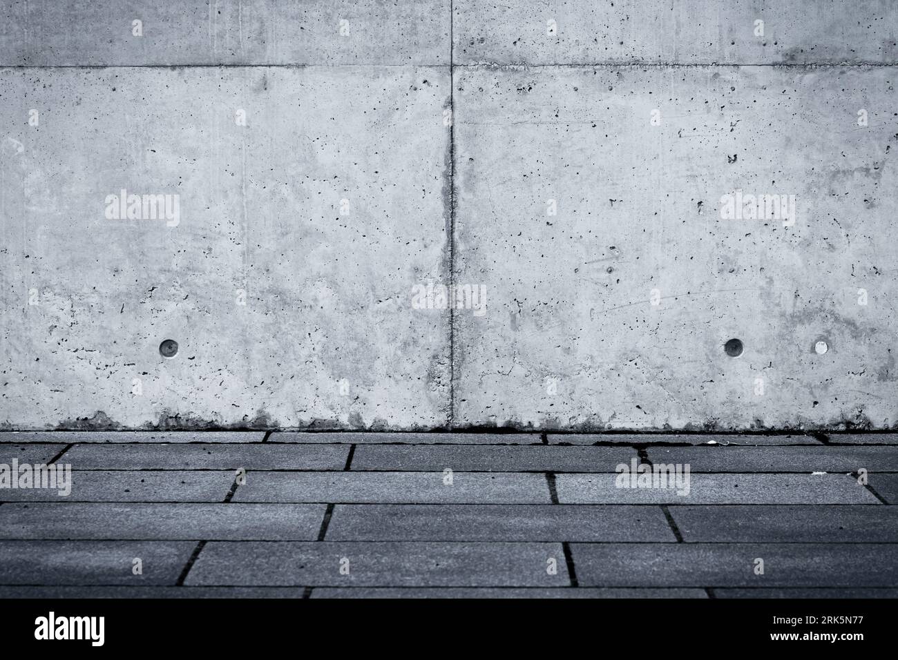 Grunge konkrete Wand und Boden als Hintergrundtextur Stockfoto