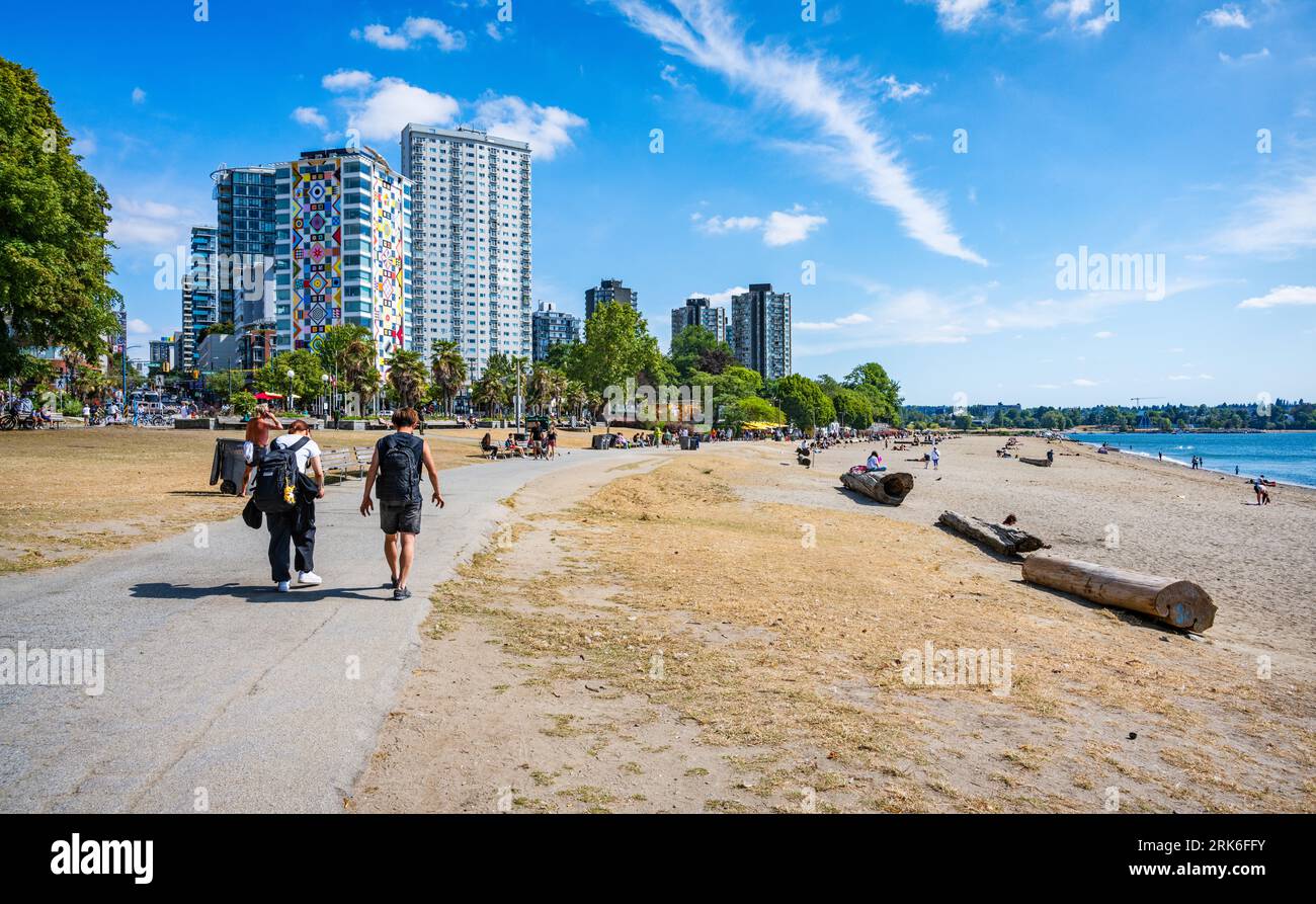 English Bay Beach, auch bekannt als First Beach, ist ein beliebter Strand in der Innenstadt von Vancouver. Vancouver, BC, Kanada. Stockfoto