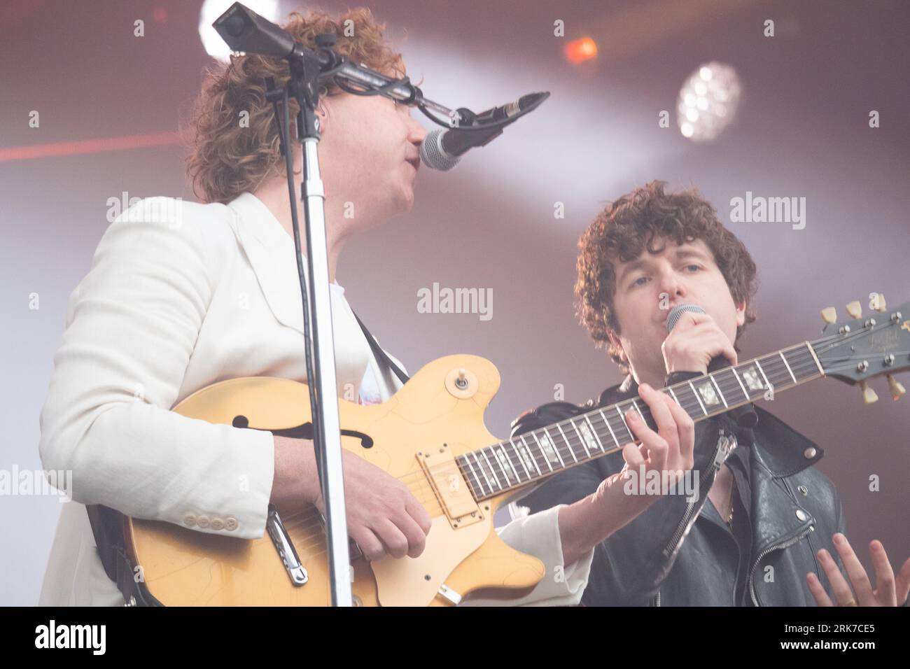 Die Kooks treten beim Latitude Festival 2023 in Henham Park auf. Stockfoto
