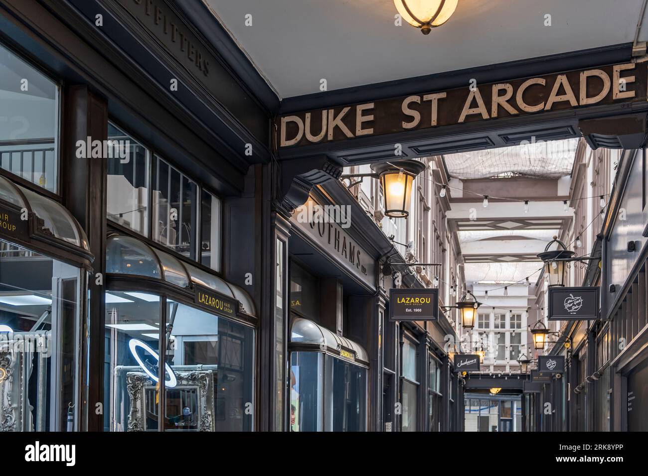 Duke Street Arcade, Cardiff Stadtzentrum, Wales Stockfoto