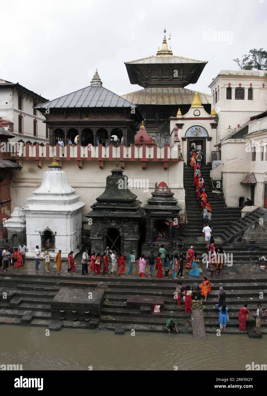 Lord shiva anbeten Fotos und Bildmaterial in hoher Auflösung Alamy