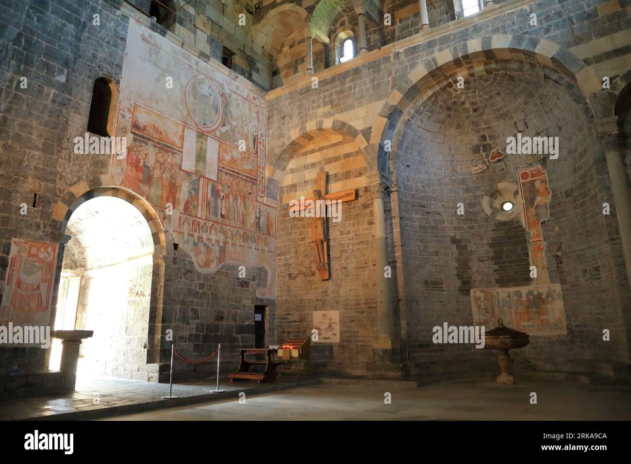 Kirche von Gravedona, Comer See (Lago di Como), Italien. Chiesa di Santa Maria del Tiglio. Stockfoto