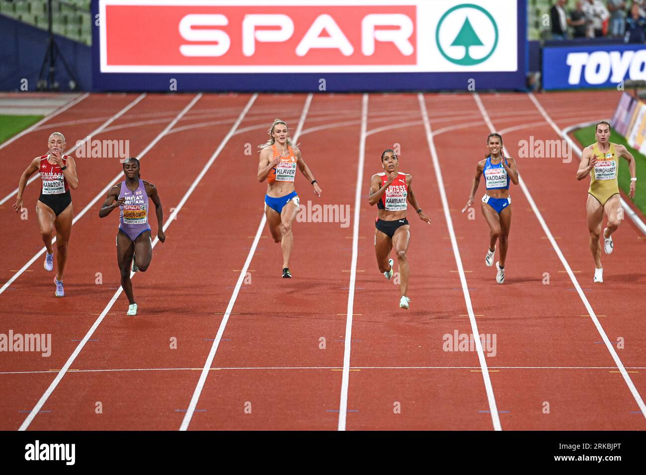 Mujinga Kambundji (Gold), Dina Asher-Smith (Silber), Ida Karstoft (Bronze), 200 m Finale. Europameisterschaft München 2022 Stockfoto